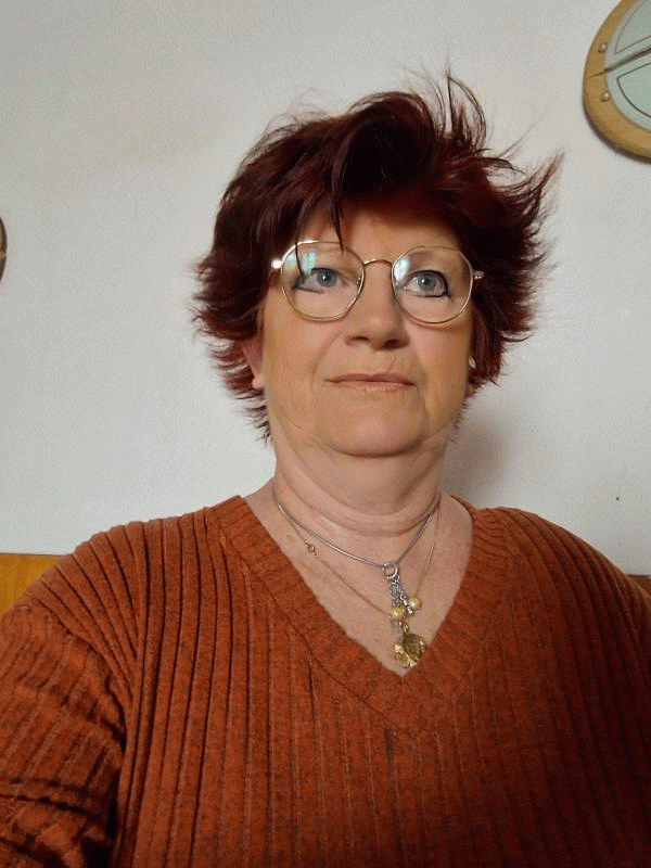 Catherine  66 ans Maillezais