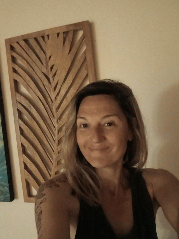 Delphine  46 ans Narbonne