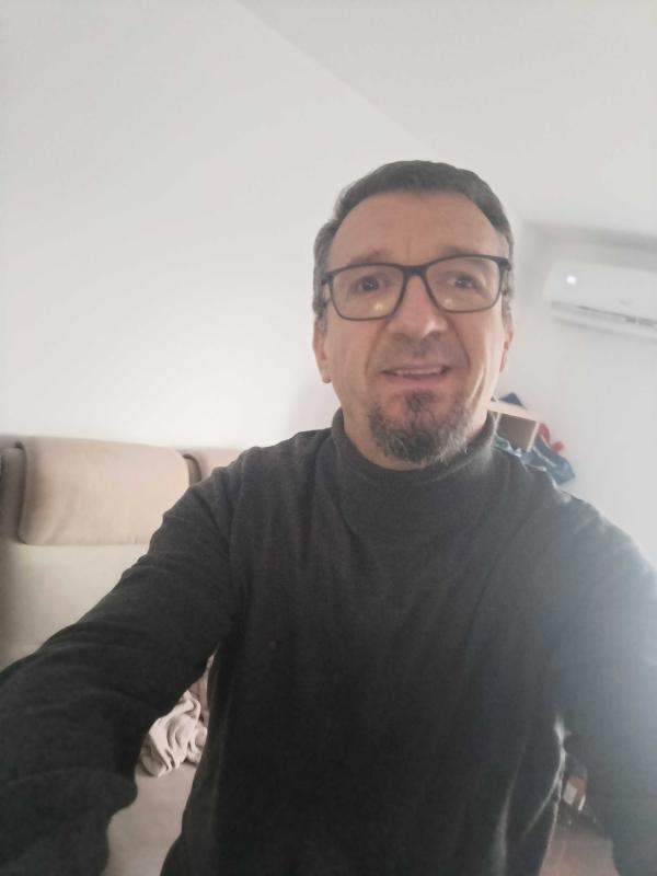 carlito 56 ans Lubbon