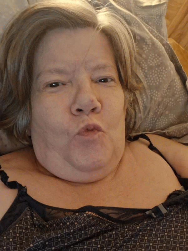 choupette 61 ans Gif sur Yvette