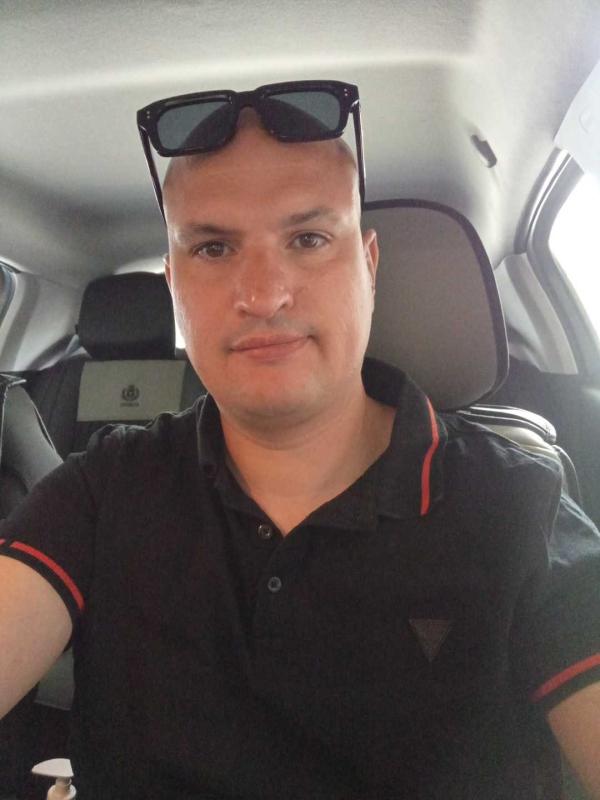 Halim 44 ans marseille 13eme arrondiss