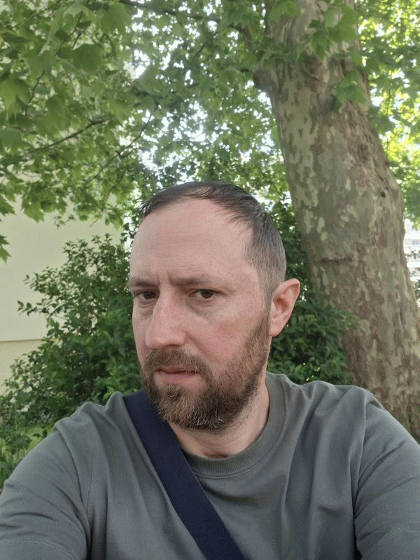 Jonathan 40 ans Nantes