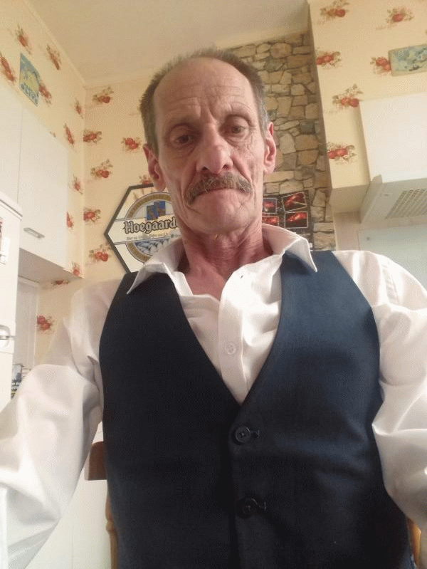 Jean-pierre 66 ans Écaillon