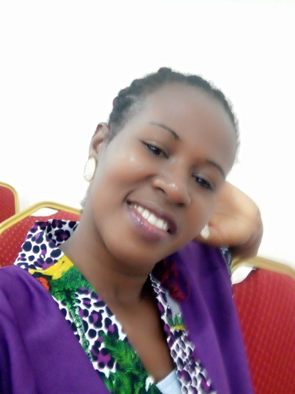 Charlotte kouassi 31 ans Nice