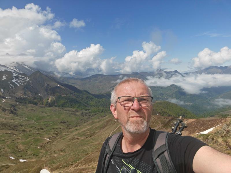 Christian 47 ans Louvie Juzon