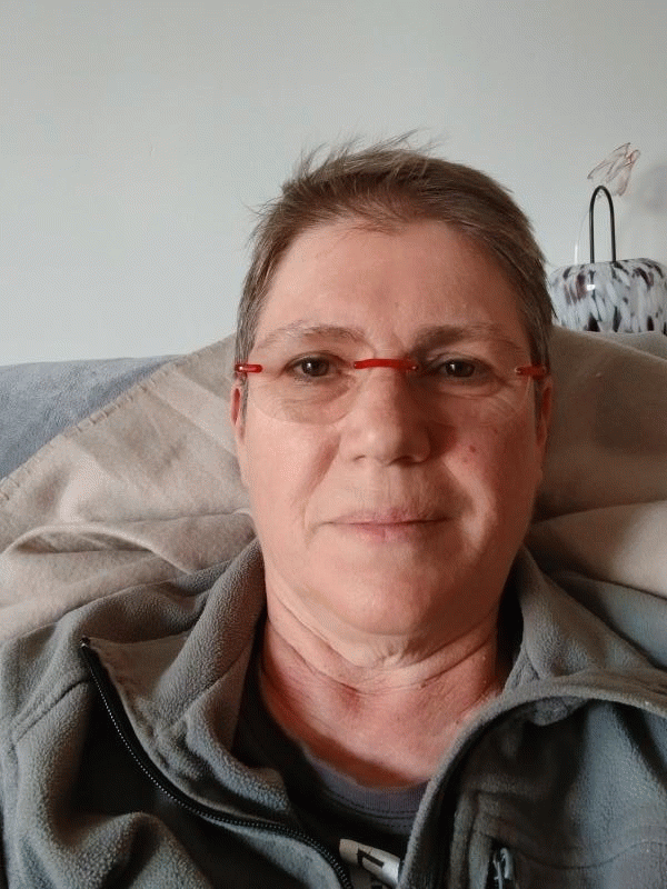 Marie  61 ans Saint Mathieu