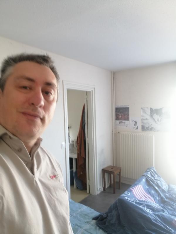 Romain 47 ans Nevers