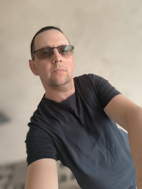 Bruno 42 ans Hellimer