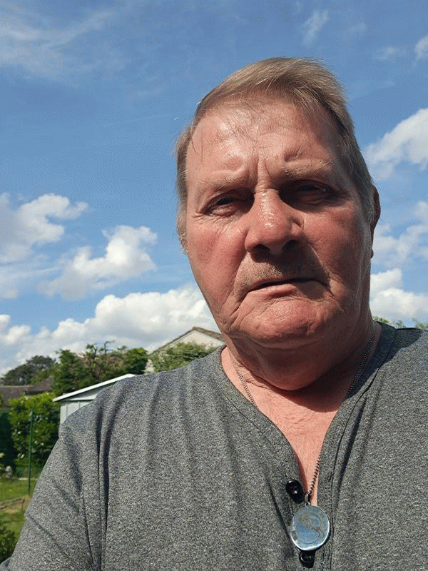 jeanmi 69 ans La Chapelle d'Armentières