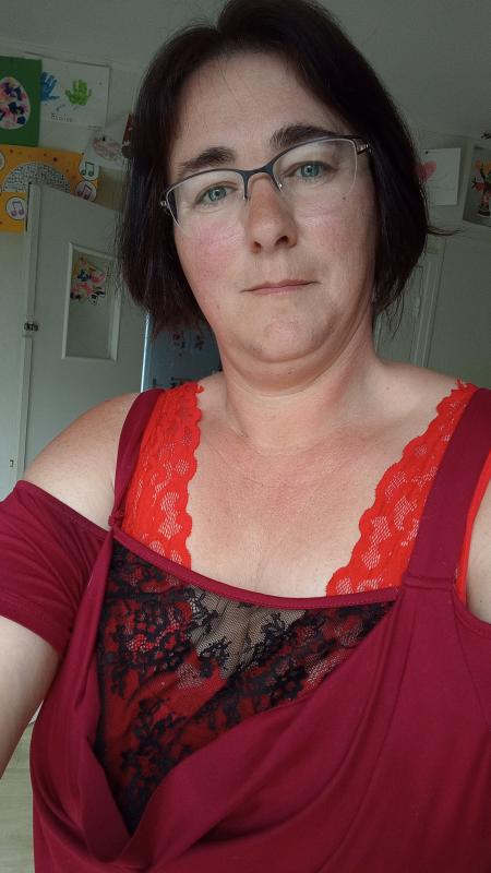 Fanny 42 ans Briouze