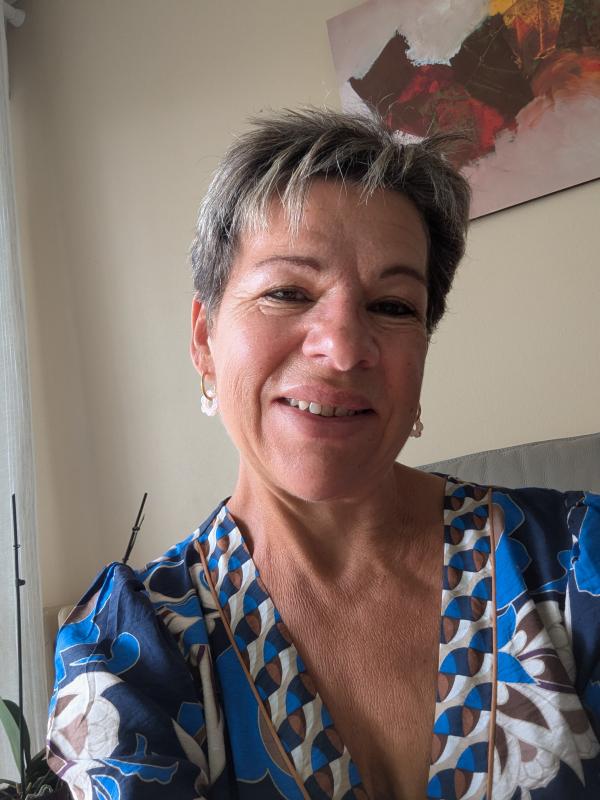 Edith  62 ans Le Mans