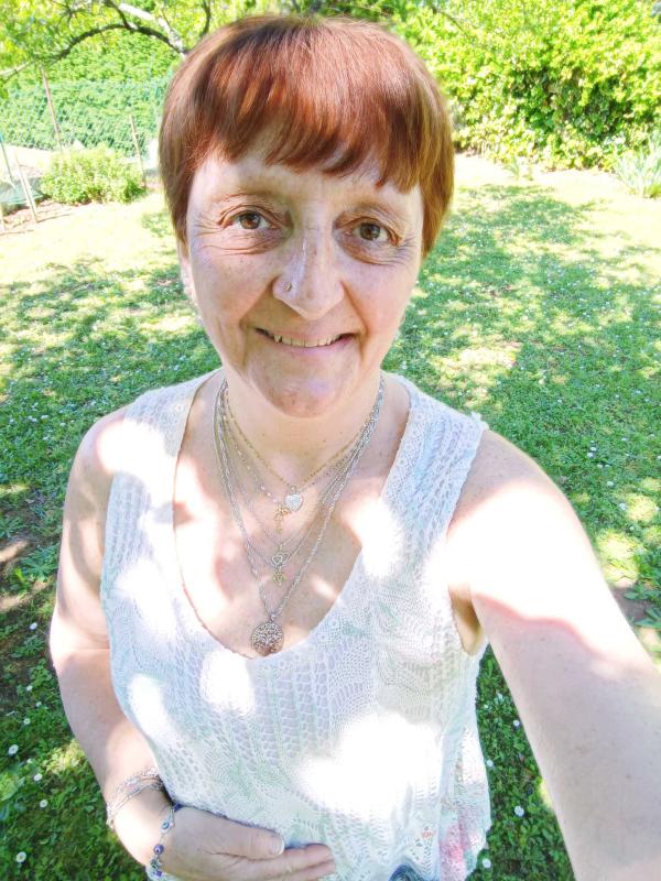 Valérie 58 ans Saint Yrieix sur Charente
