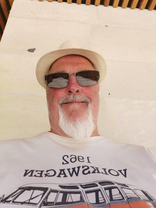 Doudou  69 ans Assigny