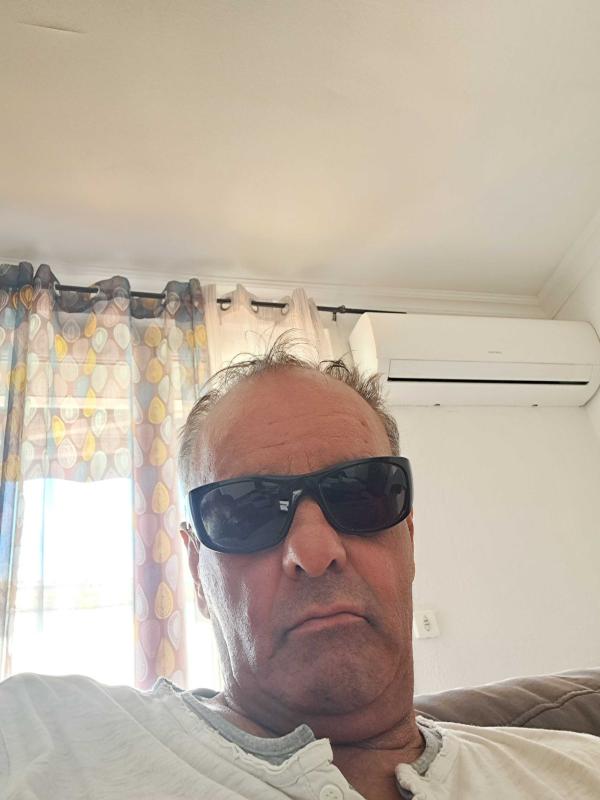 marc 61 ans Sérignan