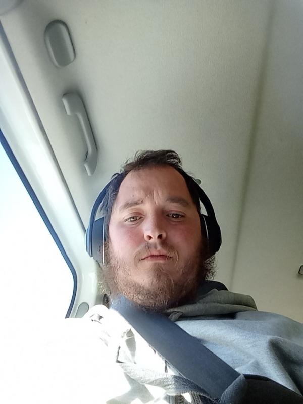 Jérémy  28 ans Auxerre