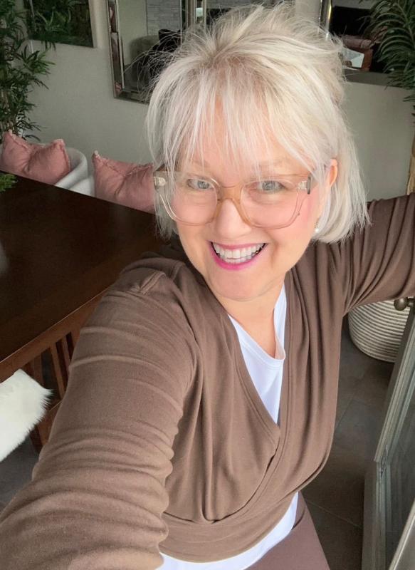 RENATA 51 ans Nice