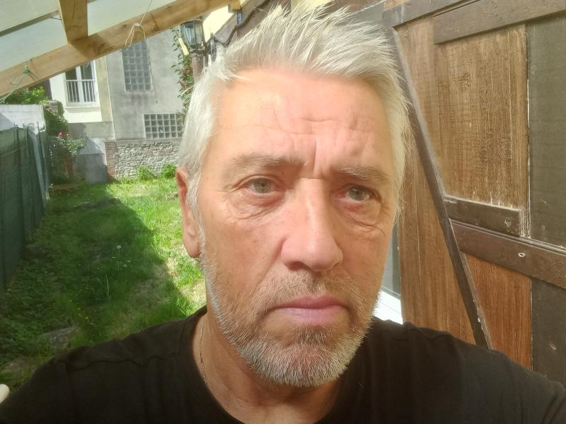 Philippe  64 ans Talmontiers
