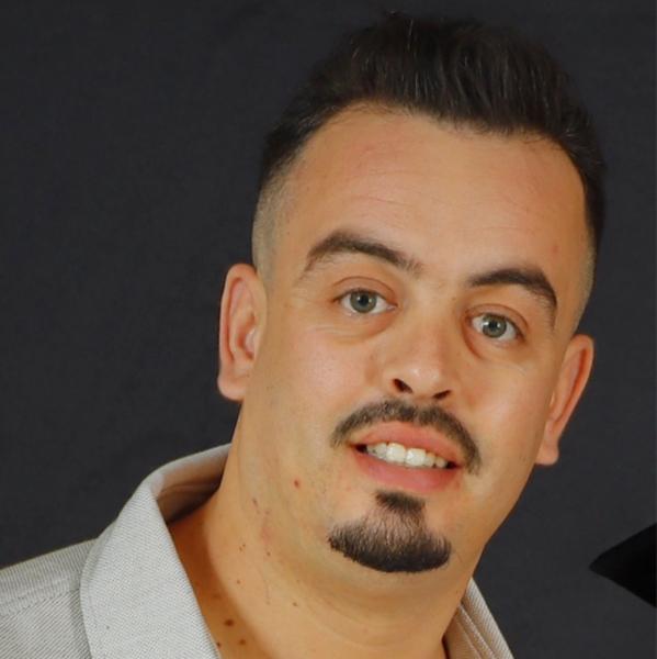 mohand 31 ans Clermont Ferrand