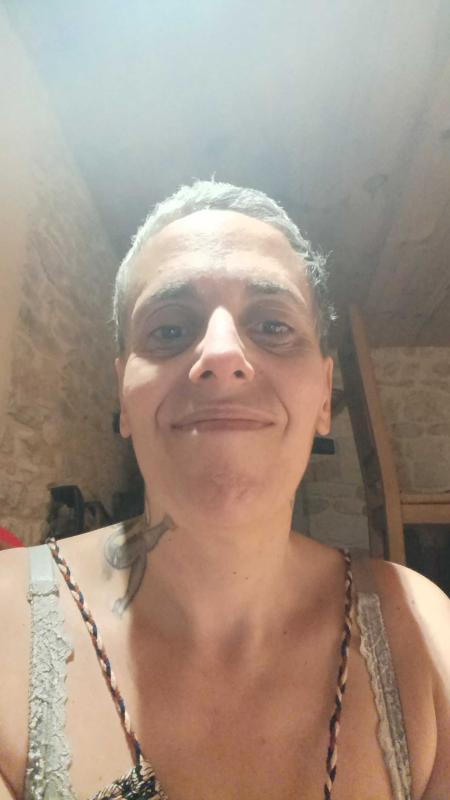 betty 48 ans Lesterps