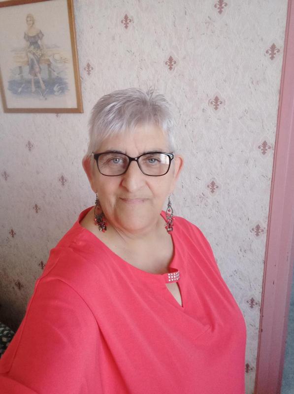 Madarette  69 ans La Machine