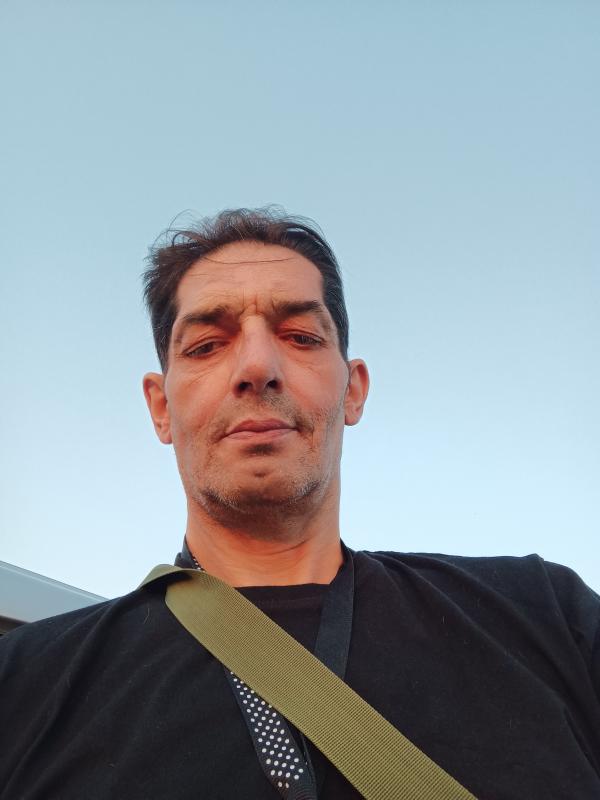Touan  47 ans Milon la Chapelle