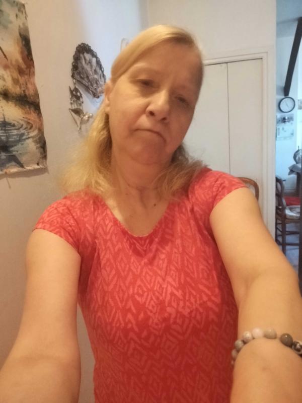 Brigitte 61 ans Fourmies