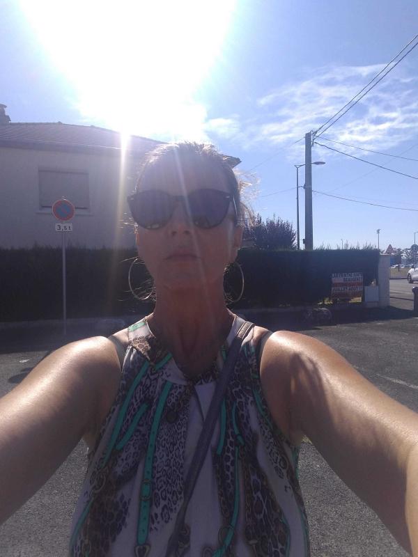 laura 52 ans Marmagne