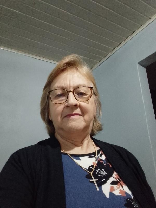 Anne-Corine 45 ans Évreux
