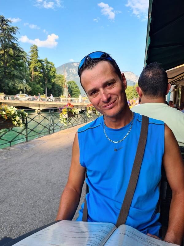 Thomas 38 ans Saint Rambert en Bugey
