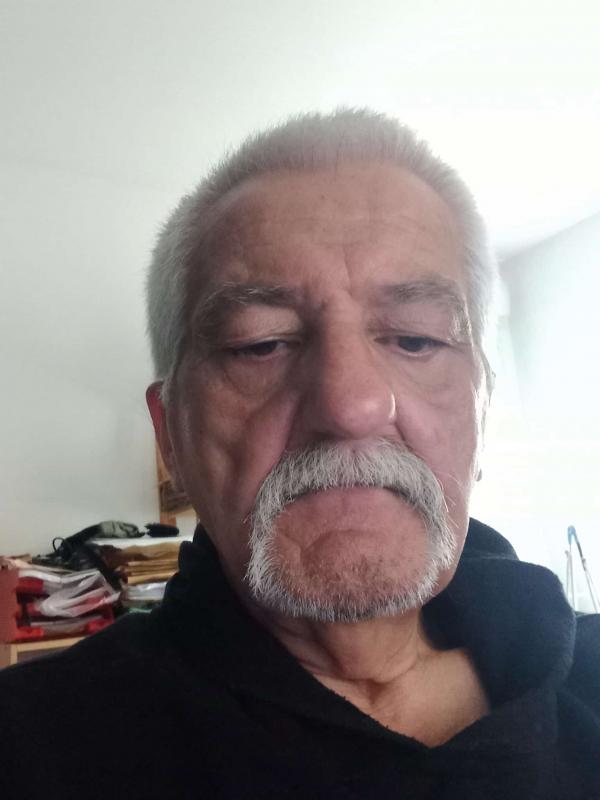 Patrick 66 ans Oullins
