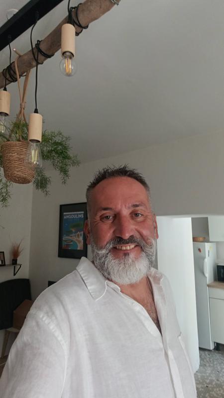 olivier 54 ans Rochefort