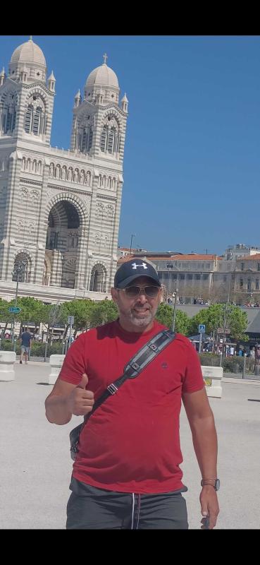moh 44 ans Toulouse