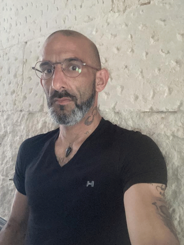 Axel 46 ans Saintes