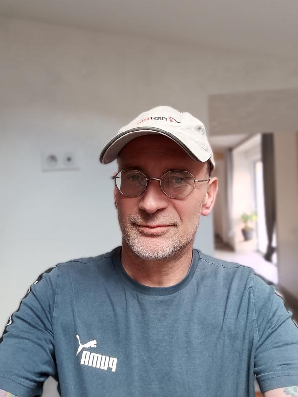 Thibault  51 ans Paulx
