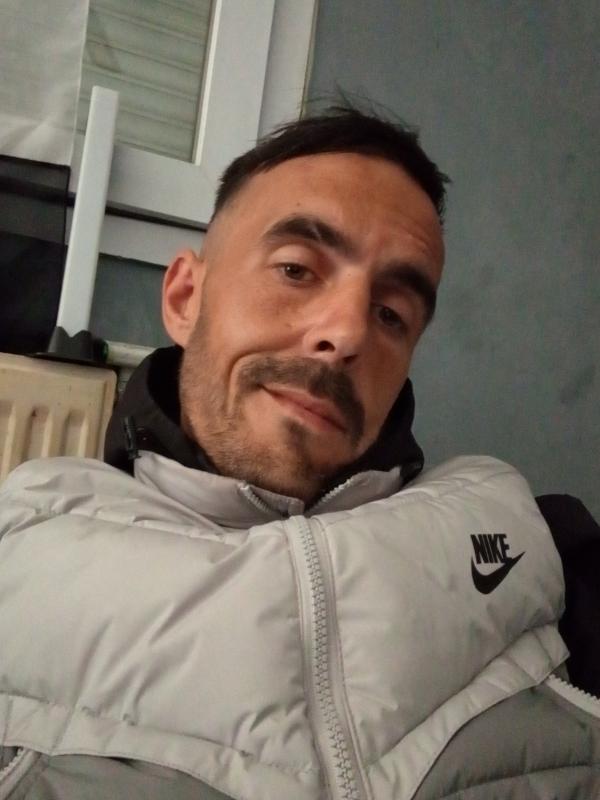 Christopher  37 ans Dunkerque