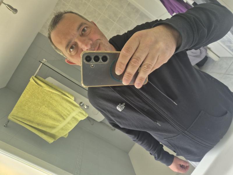 Jayroom 46 ans Belleville