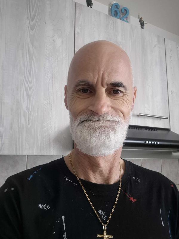 Laurent 62 ans Beinheim