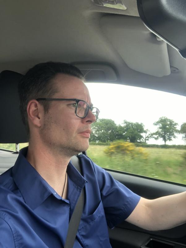 THONY 41 ans Saint Éloy les Mines