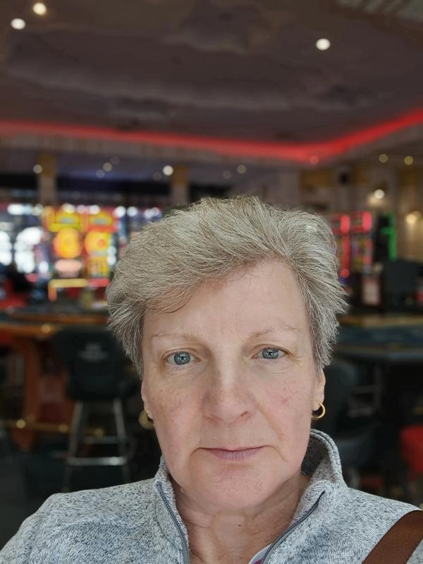 Anne 63 ans Toulouse