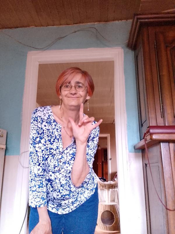 isabelle  57 ans Sonnac