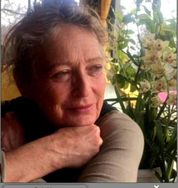 Hélène  68 ans Figeac