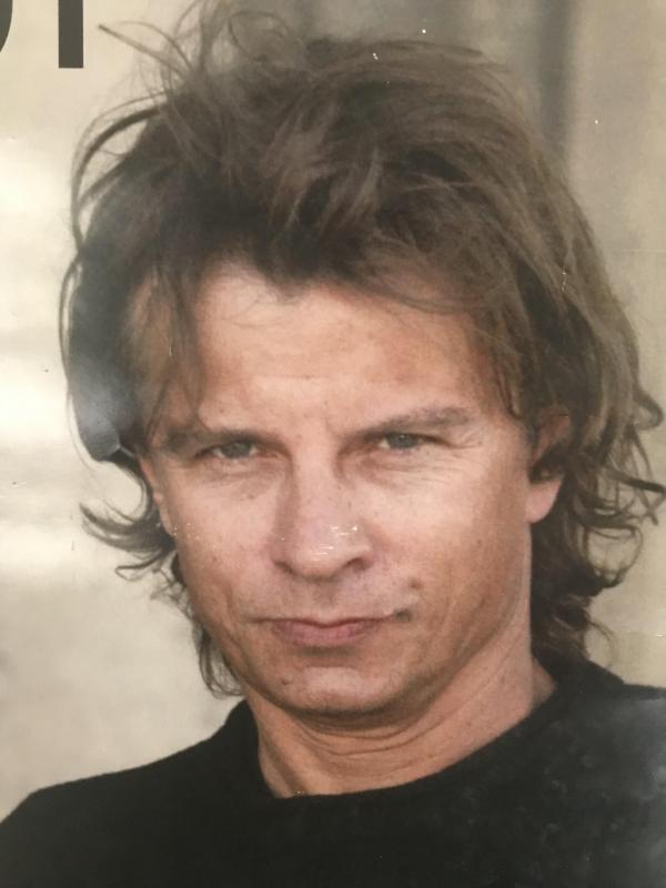julien 49 ans Béziers