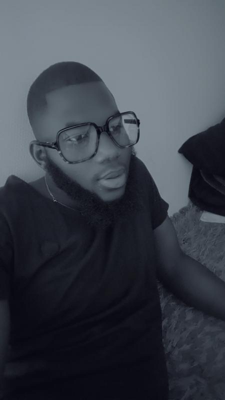 TRAORE  29 ans Évry