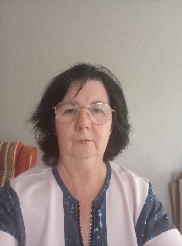 Joëlle  62 ans Mondeville
