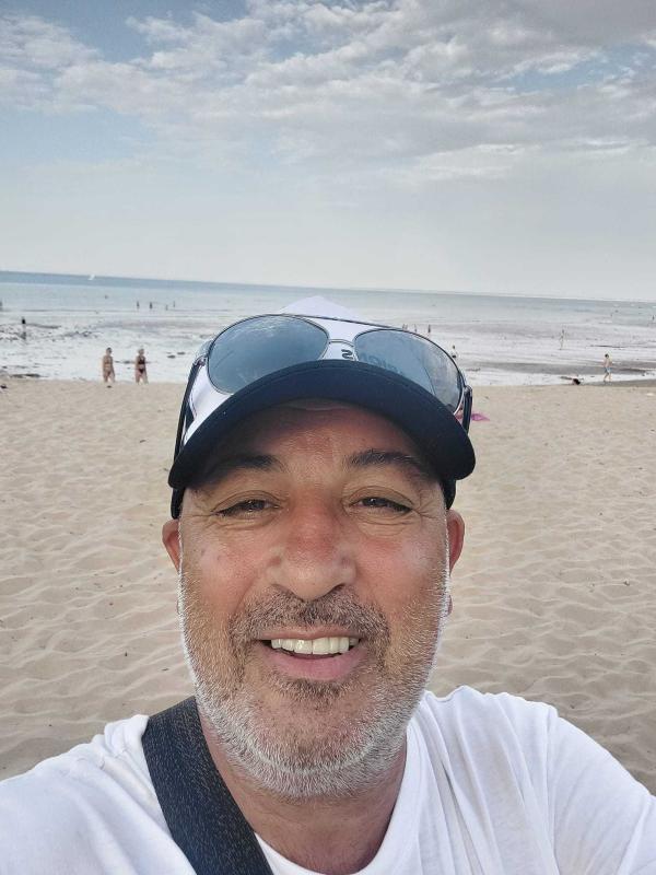 Hacene 58 ans La Courneuve