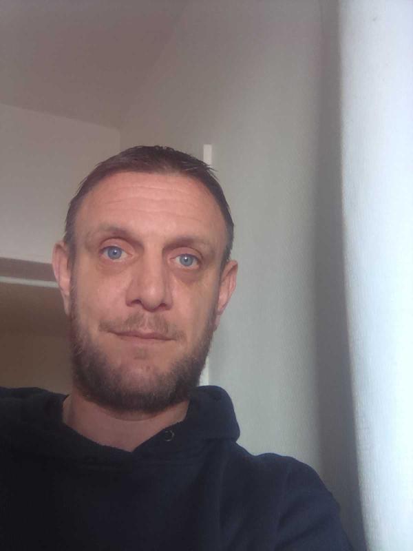 jojoj 37 ans Caen