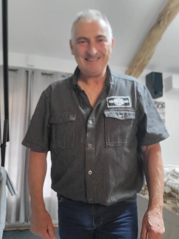 Philippe 61 ans Bourg en Bresse