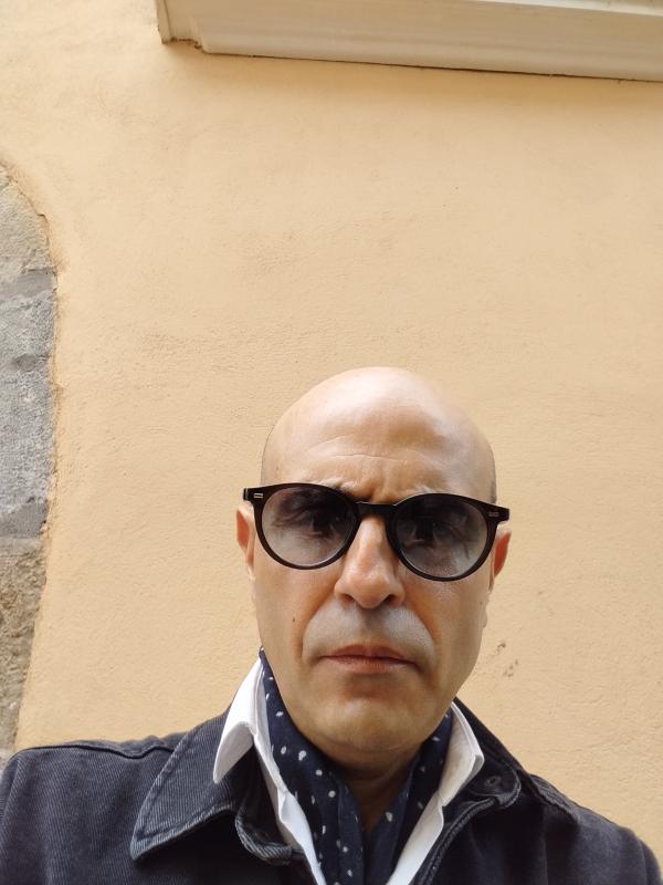 Nino 53 ans Toulon