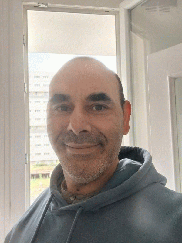 Ramzi 47 ans paris 19eme arrondissement