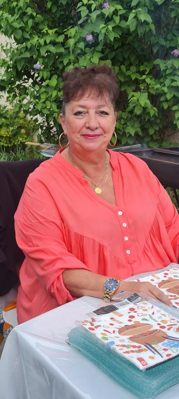 Roseline  62 ans Reims